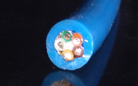 如何選擇高柔性拖鏈電纜型號規格？